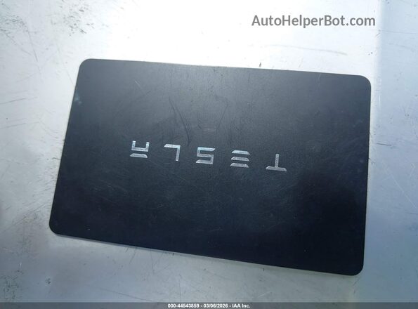 5YJSA1E56NF476942 2022 TESLA MODEL S Черный Вид панели приборов