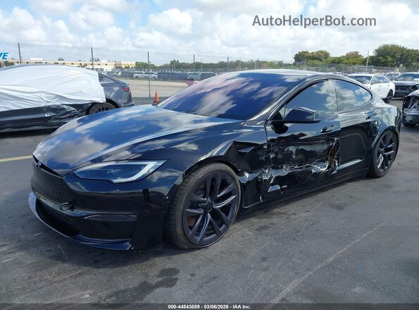 5YJSA1E56NF476942 2022 TESLA MODEL S Черный Передняя левая четверть