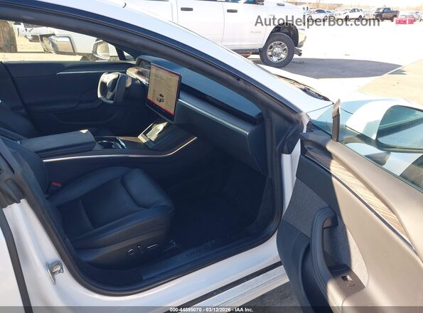 5YJSA1E5XMF447006 2021 TESLA MODEL S White Vista interior delantera