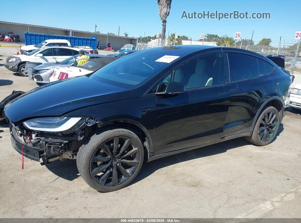 5YJXCAE23KF141591 2019 TESLA MODEL X Черный Панорамный вид салона 360°