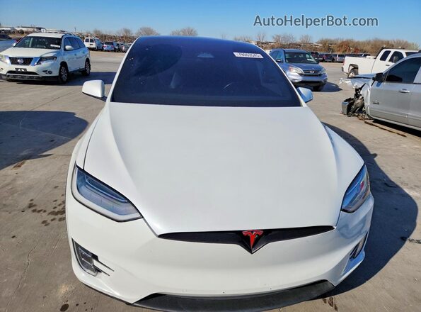 5YJXCBE25LF239058 2020 TESLA MODEL White Widok z przodu