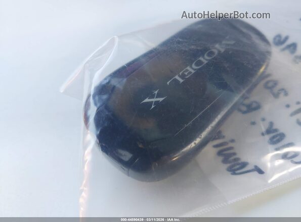 5YJXCDE24GF030346 2016 TESLA MODEL X Черный Вид панели приборов