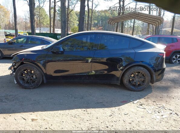 5YJYGAEE2MF254566 2021 TESLA MODEL Y Black 360 interior view