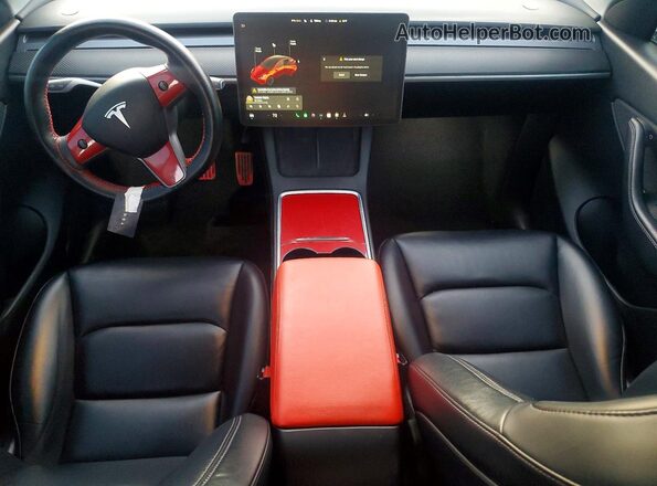 5YJYGAEE5MF205278 2021 TESLA MODEL Красный Вид панели приборов