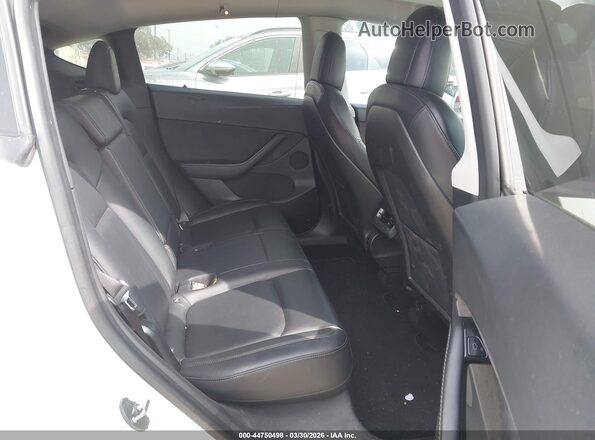 5YJYGDEE0MF068638 2021 TESLA MODEL Y Белый Вид наклейки с VIN-кодом