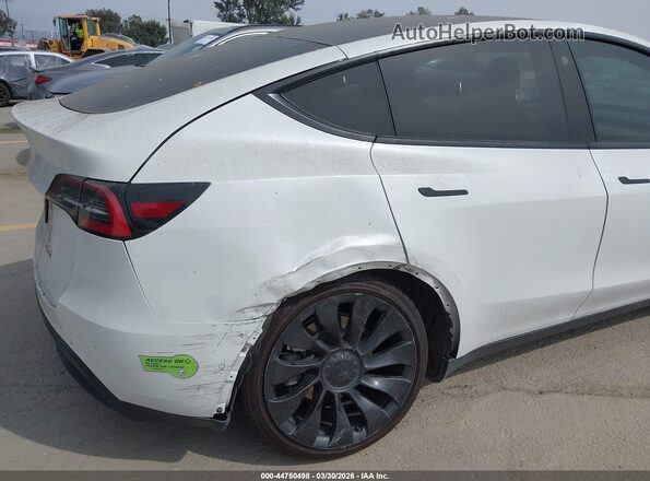 5YJYGDEE0MF068638 2021 TESLA MODEL Y Белый Вид спереди