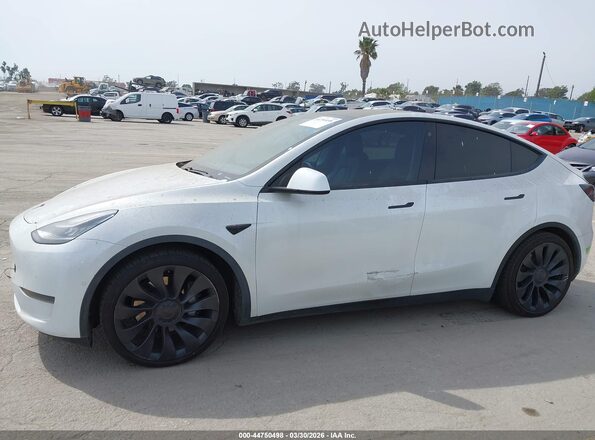 5YJYGDEE0MF068638 2021 TESLA MODEL Y Белый Панорамный вид салона 360°
