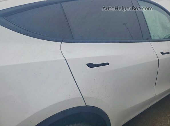 5YJYGDEE0MF072219 2021 TESLA MODEL White Vista de los asientos traseros
