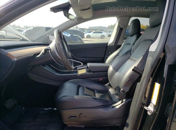 5YJYGDEE0MF077176 2021 TESLA MODEL Black Vista interior delantera