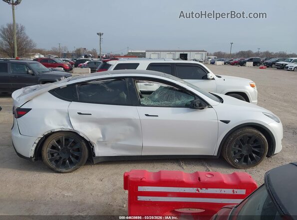 5YJYGDEE0MF244216 2021 TESLA MODEL Y White Vista interior trasera