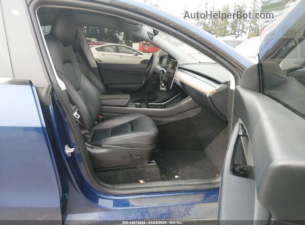5YJYGDEE1LF032942 2020 TESLA MODEL Y Blue Vista interior delantera