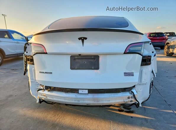 5YJYGDEE1MF077560 2021 TESLA MODEL White Հետևի տեսք