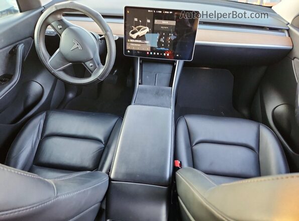5YJYGDEE1MF077560 2021 TESLA MODEL White Առջևի վահանակի տեսք
