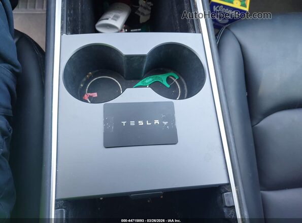 5YJYGDEE1MF203710 2021 TESLA MODEL Y Blue Առջևի վահանակի տեսք