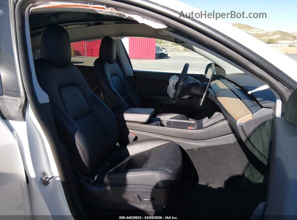 5YJYGDEE2MF274608 2021 TESLA MODEL Y White Սալոնի դիմացի տեսք