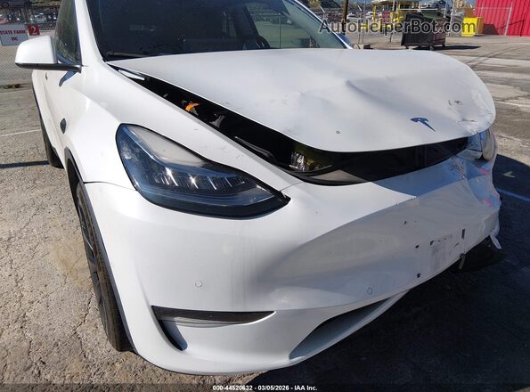 5YJYGDEE2MF274608 2021 TESLA MODEL Y White 