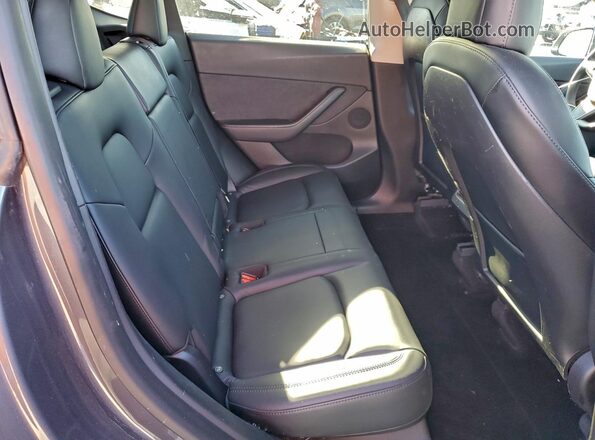 5YJYGDEE2MF305937 2021 TESLA MODEL Gray Rear seats view