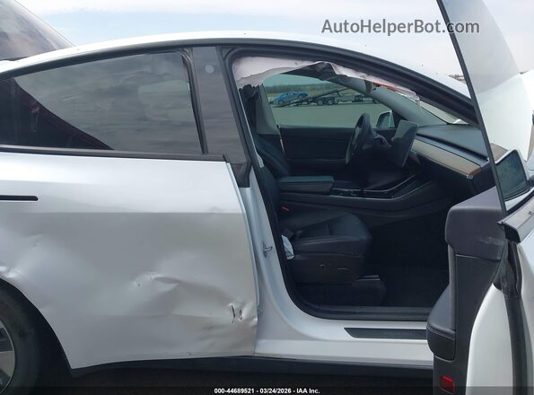5YJYGDEE3MF109229 2021 TESLA MODEL Y White Սալոնի դիմացի տեսք