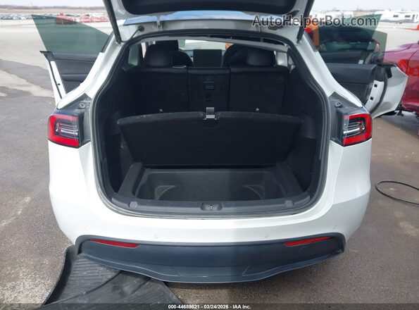 5YJYGDEE3MF109229 2021 TESLA MODEL Y White 