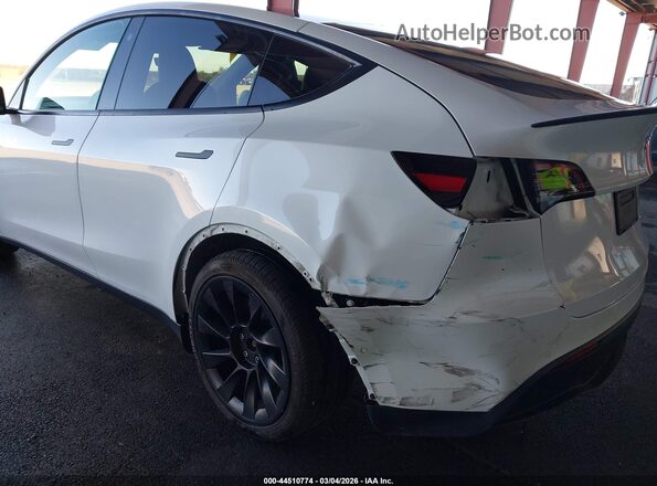 5YJYGDEE4MF231520 2021 TESLA MODEL Y White Widok z przodu