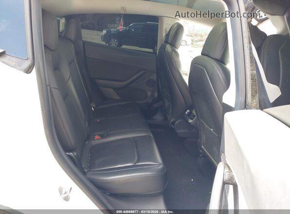 5YJYGDEE5MF096631 2021 TESLA MODEL Y White VIN կոդի պիտակի տեսք