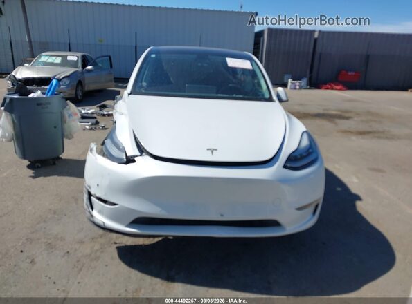 5YJYGDEE5MF281228 2021 TESLA MODEL Y White Սարքավորումների վահանակի տեսք