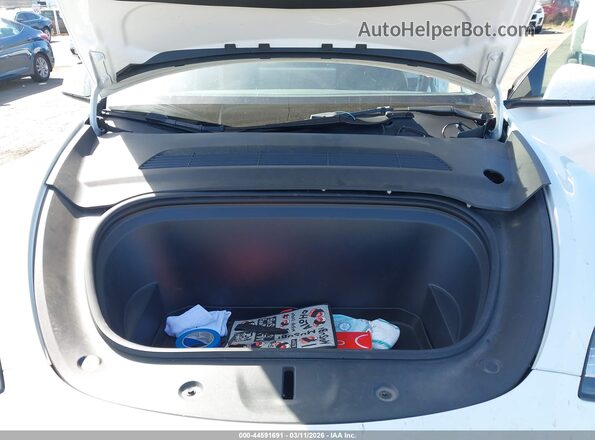 5YJYGDEE6MF275924 2021 TESLA MODEL Y White Вид ззаду