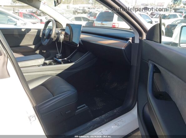 5YJYGDEE7LF013781 2020 TESLA MODEL Y White Սալոնի դիմացի տեսք