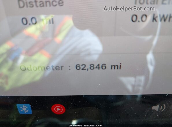 5YJYGDEE7LF013781 2020 TESLA MODEL Y White 