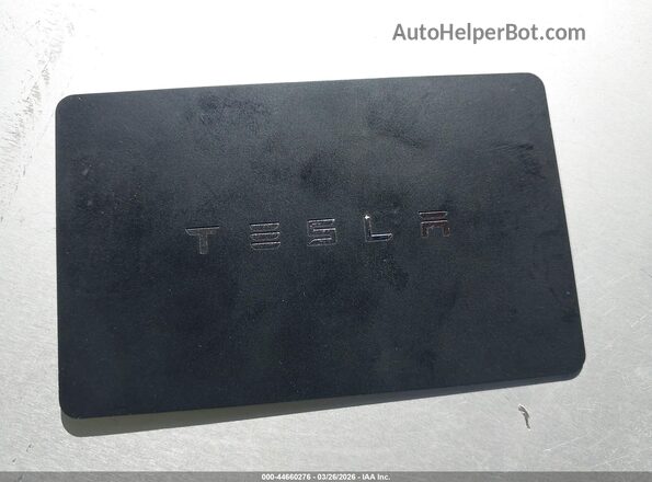5YJYGDEE7LF013781 2020 TESLA MODEL Y White Առջևի վահանակի տեսք