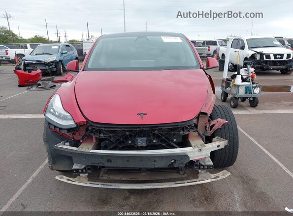 5YJYGDEE8MF084621 2021 TESLA MODEL Y Красный Вид задней части салона