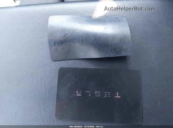 5YJYGDEE8MF096400 2021 TESLA MODEL Y Gray Вид панелі приладів