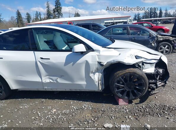 5YJYGDEE8MF304002 2021 TESLA MODEL Y White Vista frontal