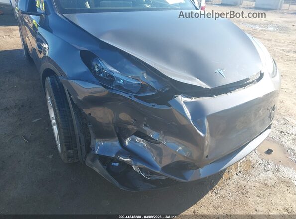 5YJYGDEE9MF066094 2021 TESLA MODEL Y Gray Widok z przodu