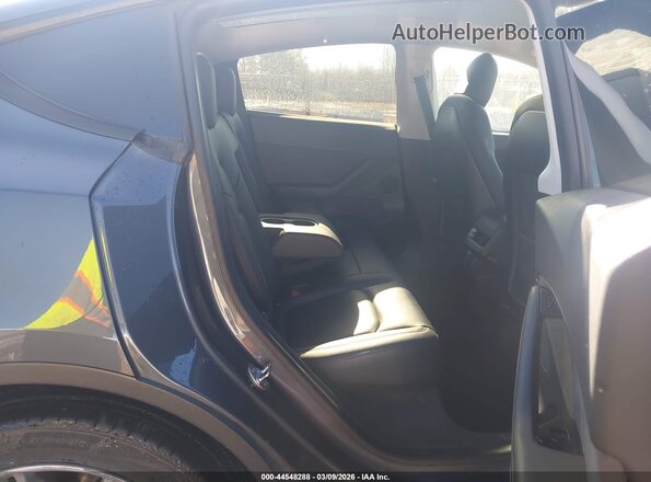 5YJYGDEE9MF066094 2021 TESLA MODEL Y Gray Widok naklejki z numerem VIN