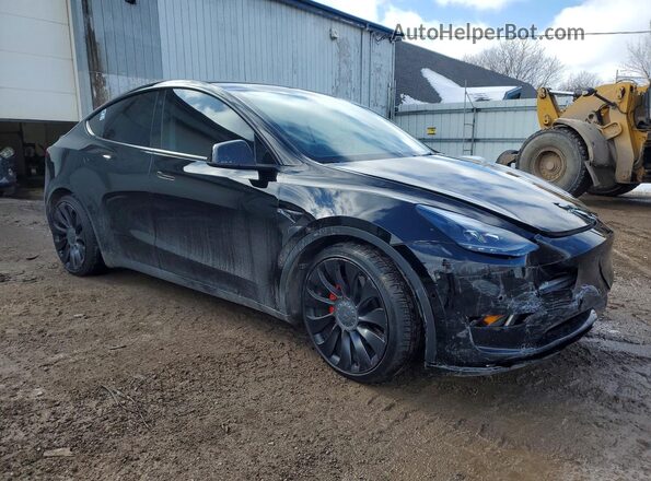 5YJYGDEF4MF202222 2021 TESLA MODEL Черный Передняя правая четверть
