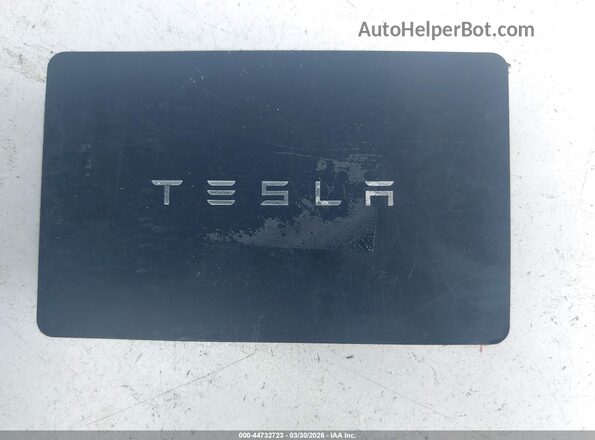 5YJYGDEF4MF246561 2021 TESLA MODEL Y Blue Dashboard view