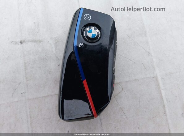 5YM23CS02R9W46364 2024 BMW XM Black წინა პანელის ხედი