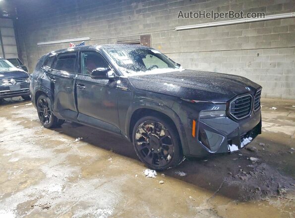 5YM23CS06S9Y03500 2025 BMW XM Черный Передняя правая четверть