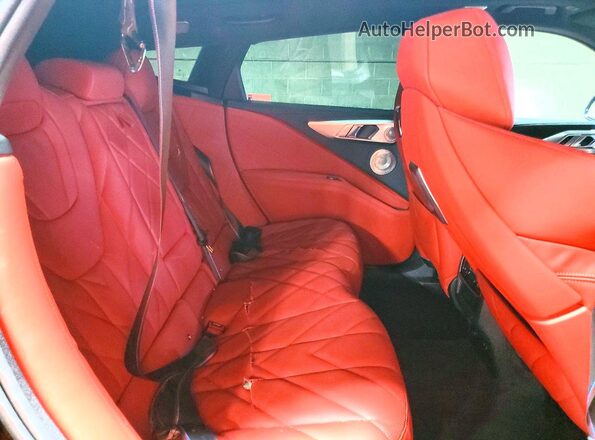 5YM23CS06S9Y03500 2025 BMW XM Черный Вид задней части салона