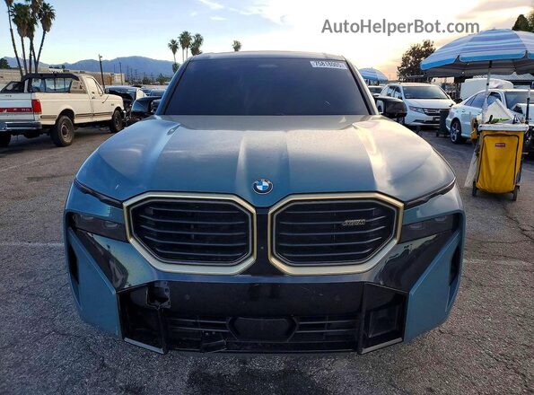 5YM23CS08P9S58553 2023 BMW XM Green Вид спереду