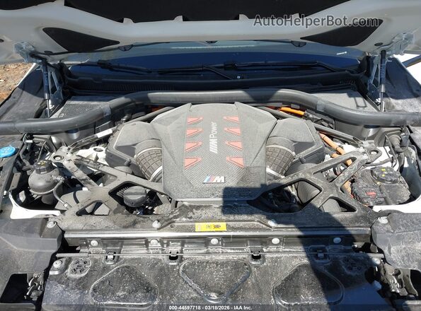 5YM33CS09R9U43864 2024 BMW XM White Вид ззаду