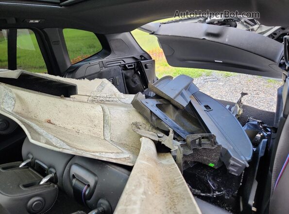 5YMTS0C02M9F31411 2021 BMW X3 Silver Rear seats view