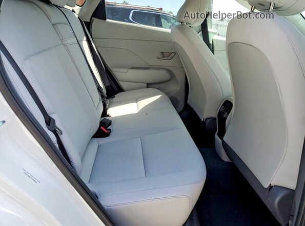 KM8HF3AB5TU358562 2026 HYUNDAI KONA White 