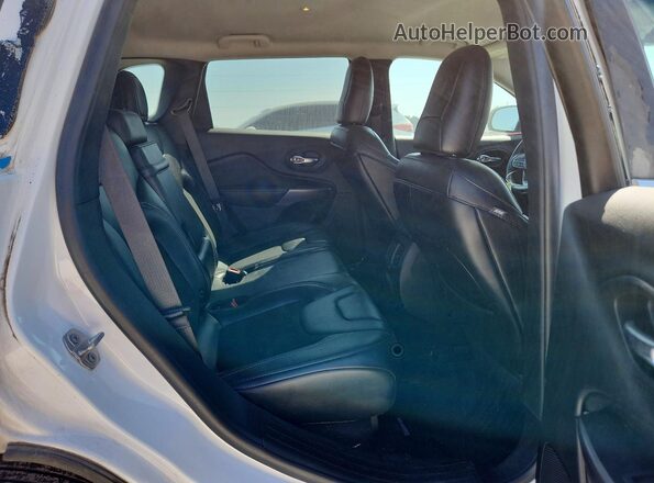 1C4PJLLB1KD265712 2019 JEEP CHEROKEE White Vista del compartimento del motor