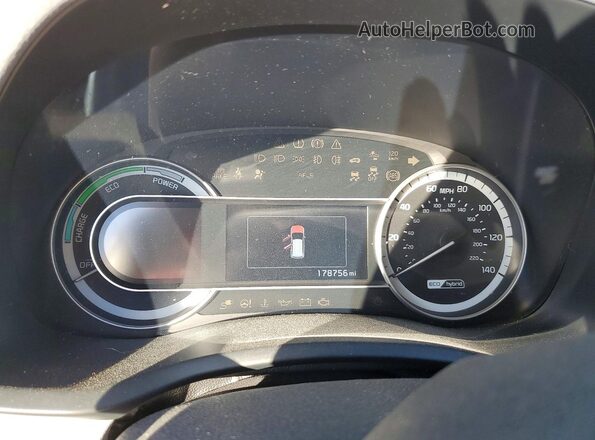KNDCC3LC4K5224227 2019 KIA NIRO Red Widok tylnych siedzeń