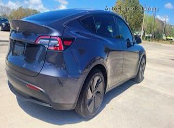 7SAYGDED1SA365292 2025 TESLA MODEL Y Gray Przód prawy
