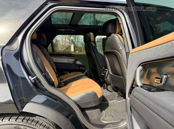 SAL1L9FU1PA110336 2023 LAND ROVER RANGE ROVER Black Вид салону спереду