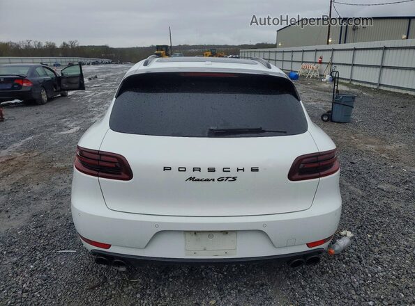 WP1AG2A57HLB51688 2017 PORSCHE MACAN White 