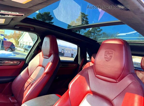 WP1AF2AY5KDA80246 2019 PORSCHE CAYENNE Black Vista de los asientos traseros